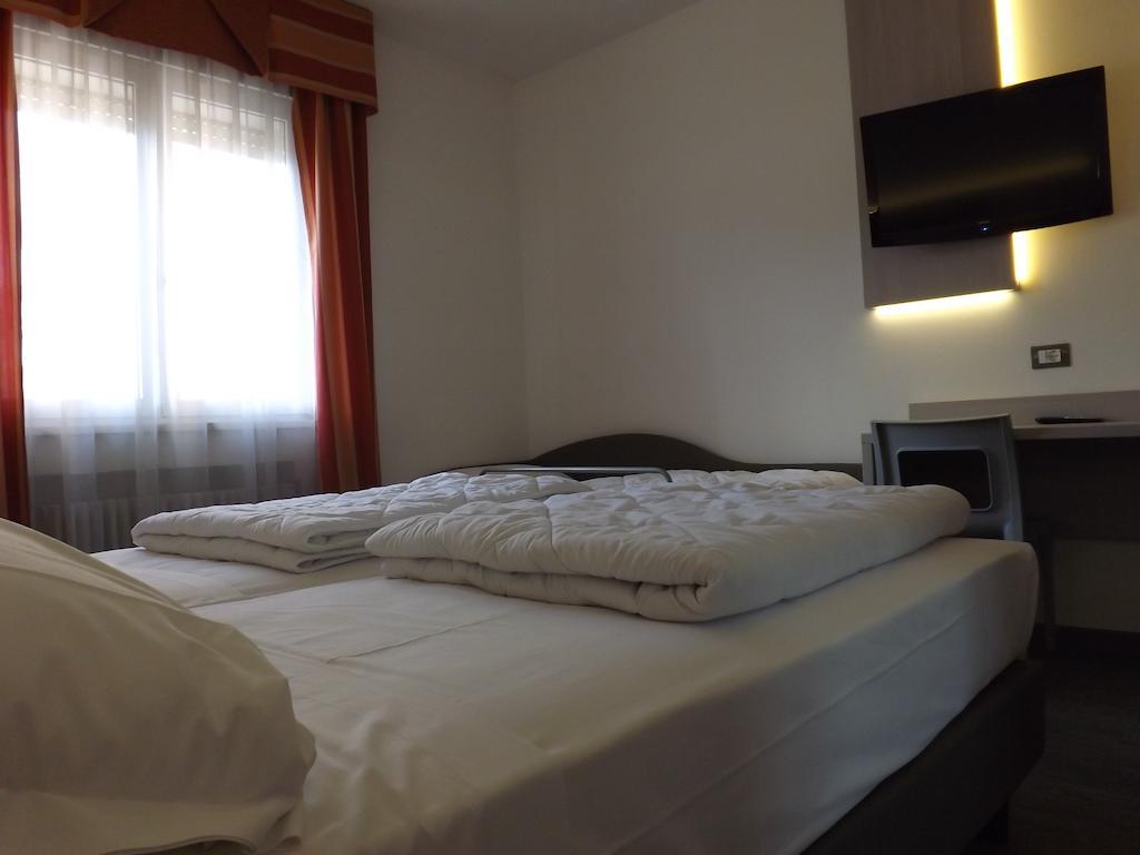 Hotel Ariston Bolzano Esterno foto