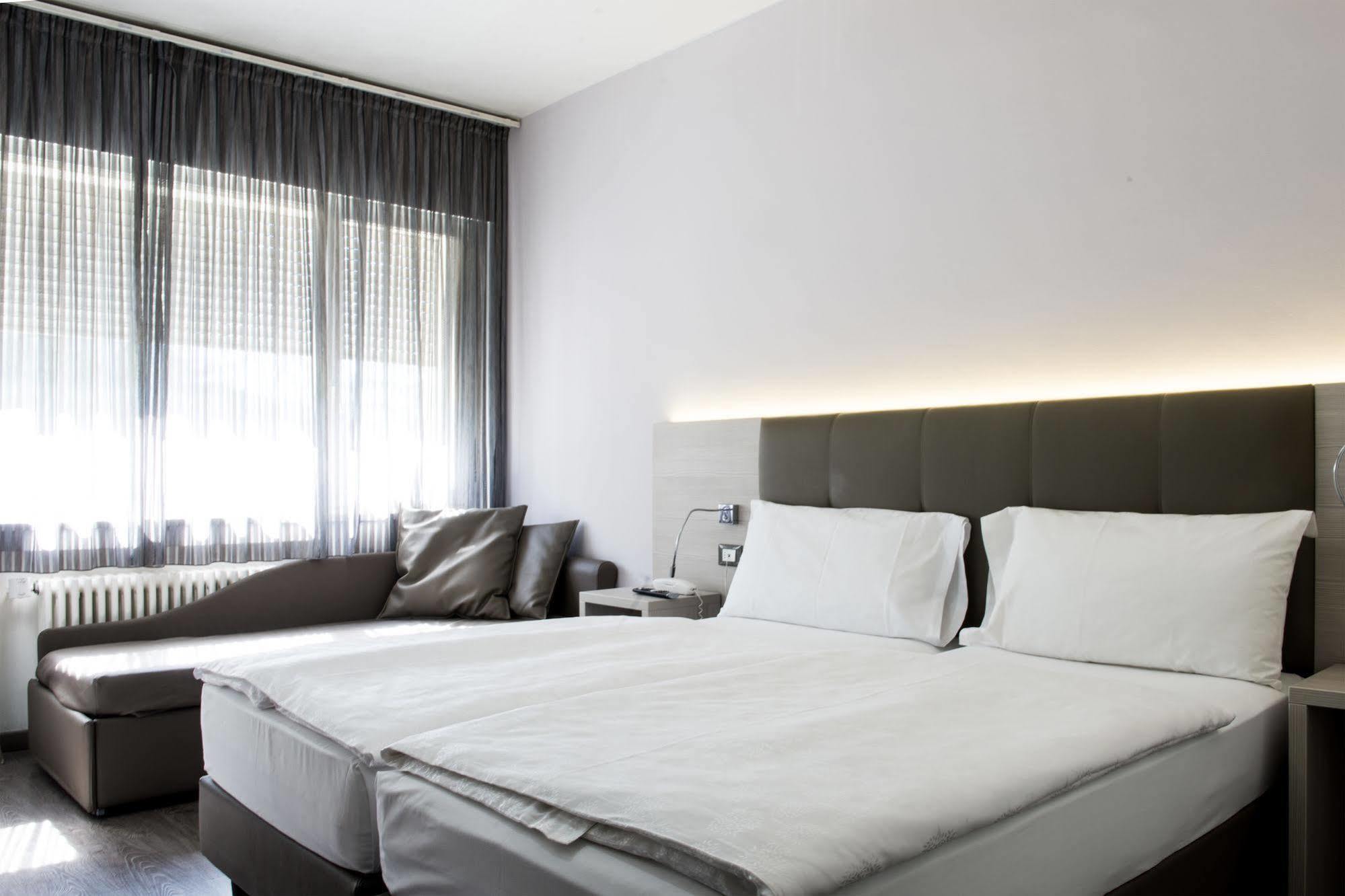 Hotel Ariston Bolzano Esterno foto