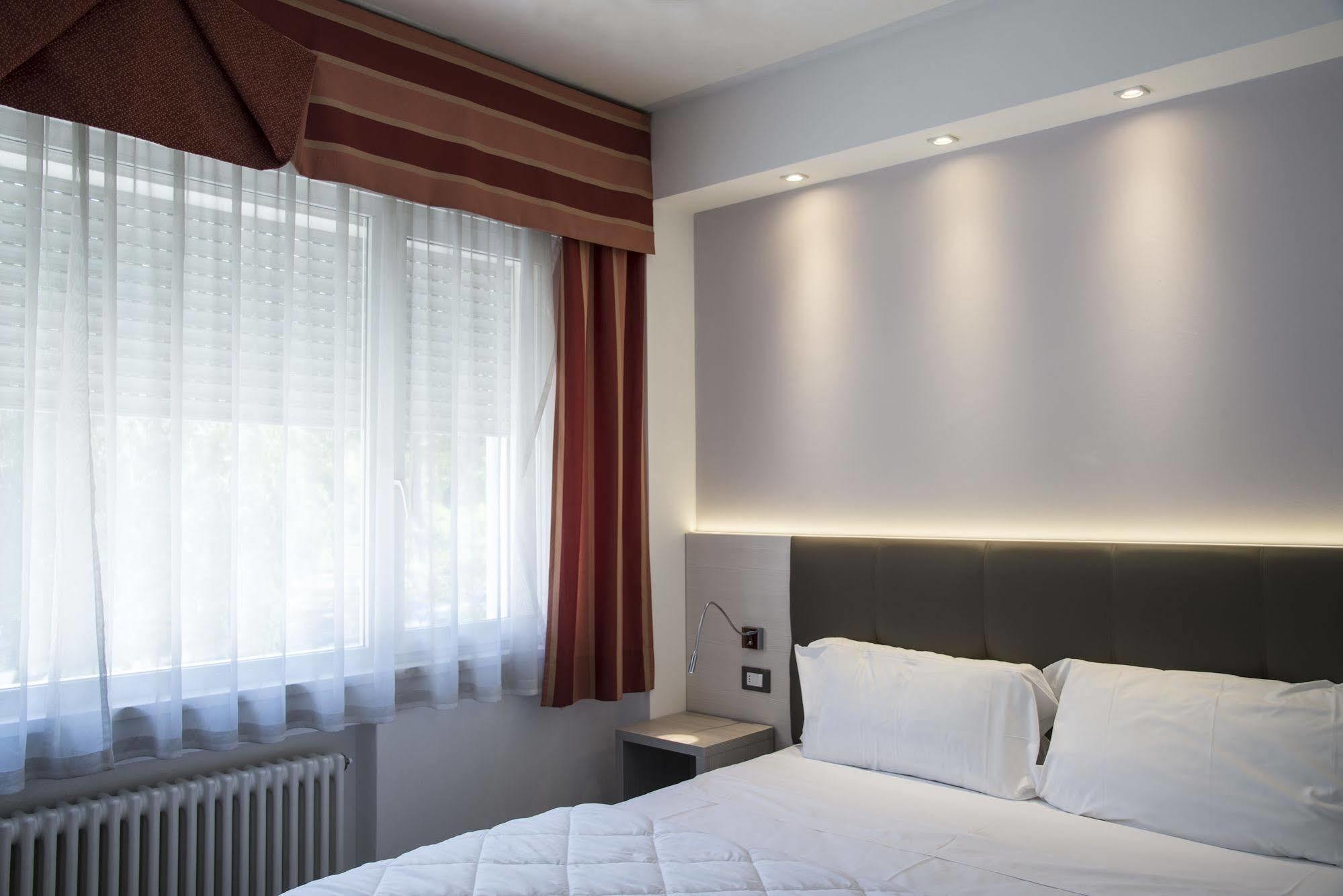 Hotel Ariston Bolzano Esterno foto