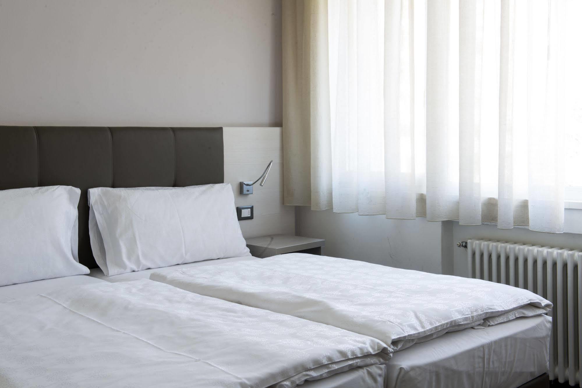 Hotel Ariston Bolzano Esterno foto